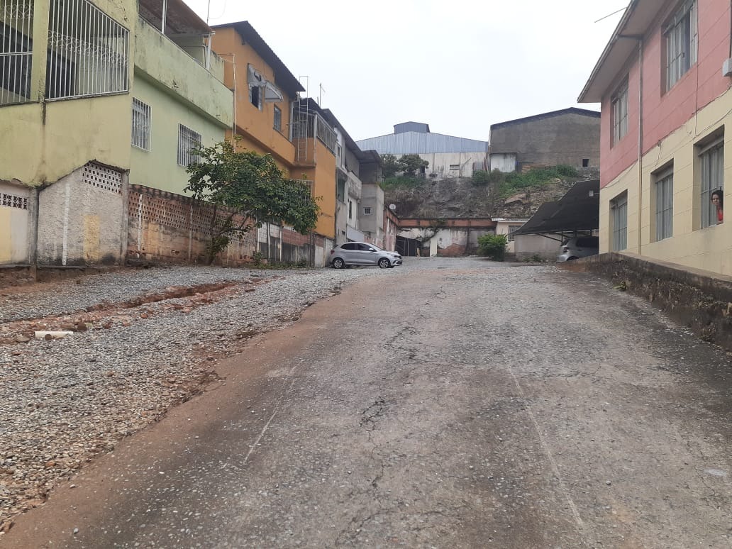 Terreno à venda, 1200m² - Foto 1