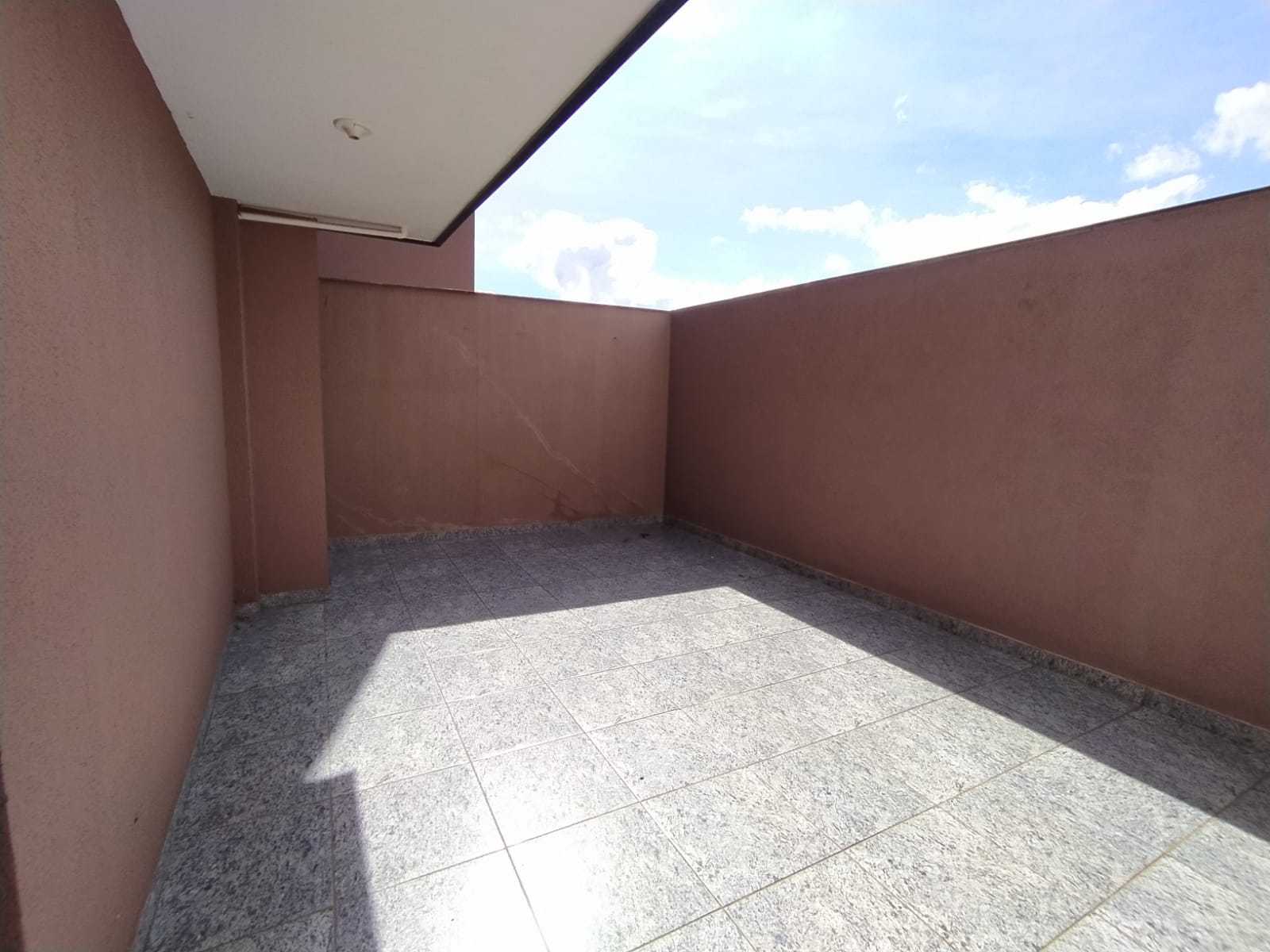 Apartamento à venda com 2 quartos, 35m² - Foto 2