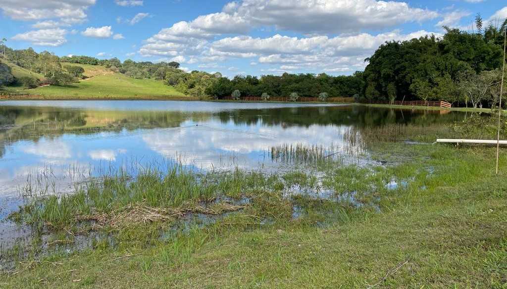 Chácara à venda com 1 quarto, 290400m² - Foto 2