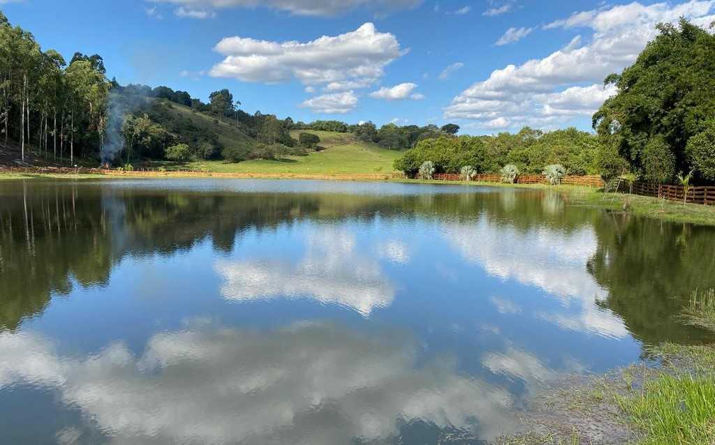 Chácara à venda com 1 quarto, 290400m² - Foto 1