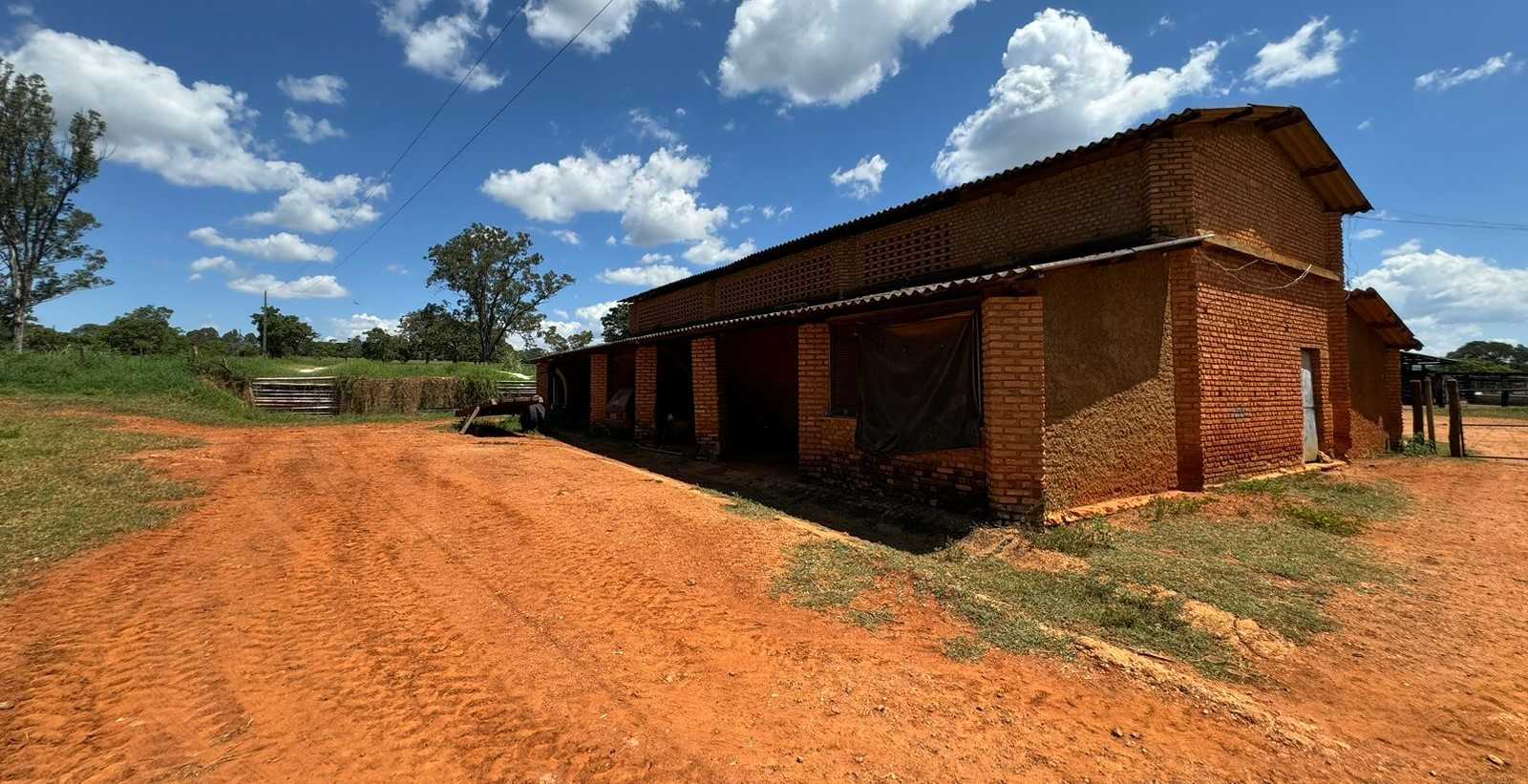 Chácara à venda com 6 quartos, 7120000m² - Foto 23