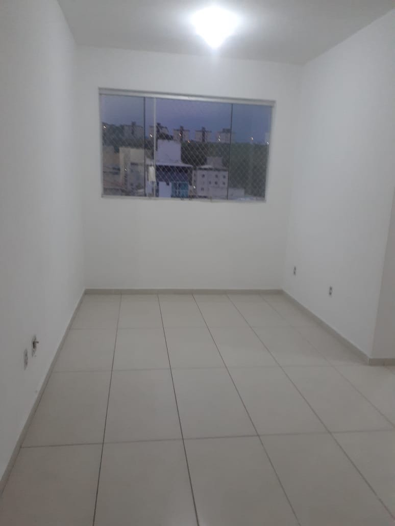 Apartamento à venda com 2 quartos, 65m² - Foto 3