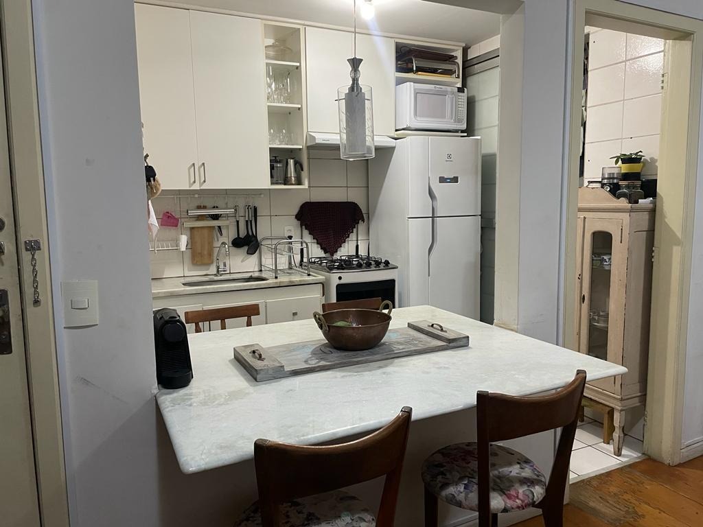 Apartamento à venda com 2 quartos, 56m² - Foto 18