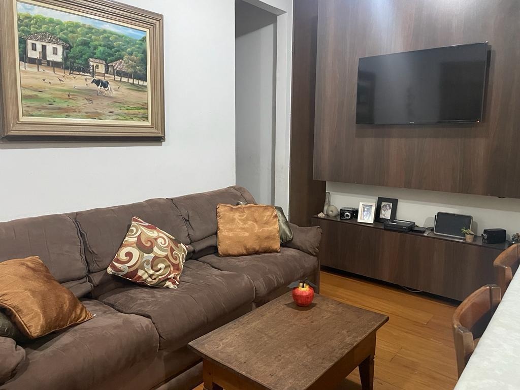 Apartamento à venda com 2 quartos, 56m² - Foto 1