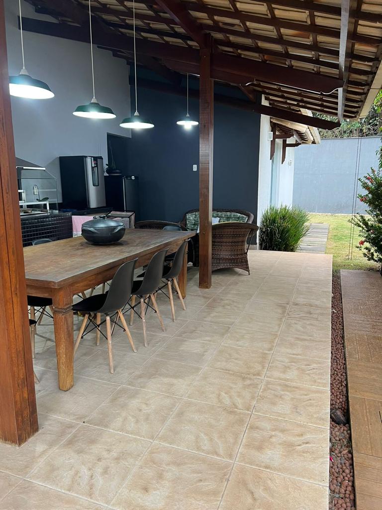 Casa à venda com 3 quartos, 200m² - Foto 3