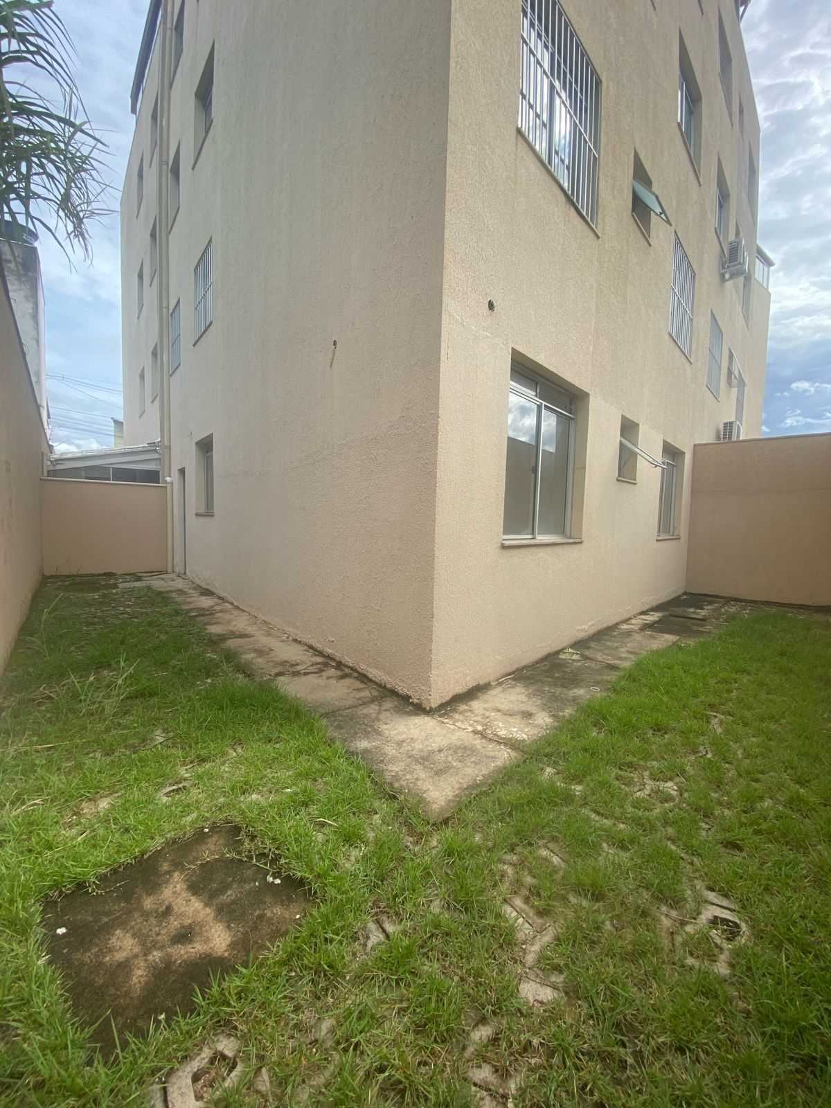 Apartamento à venda com 2 quartos, 98m² - Foto 1