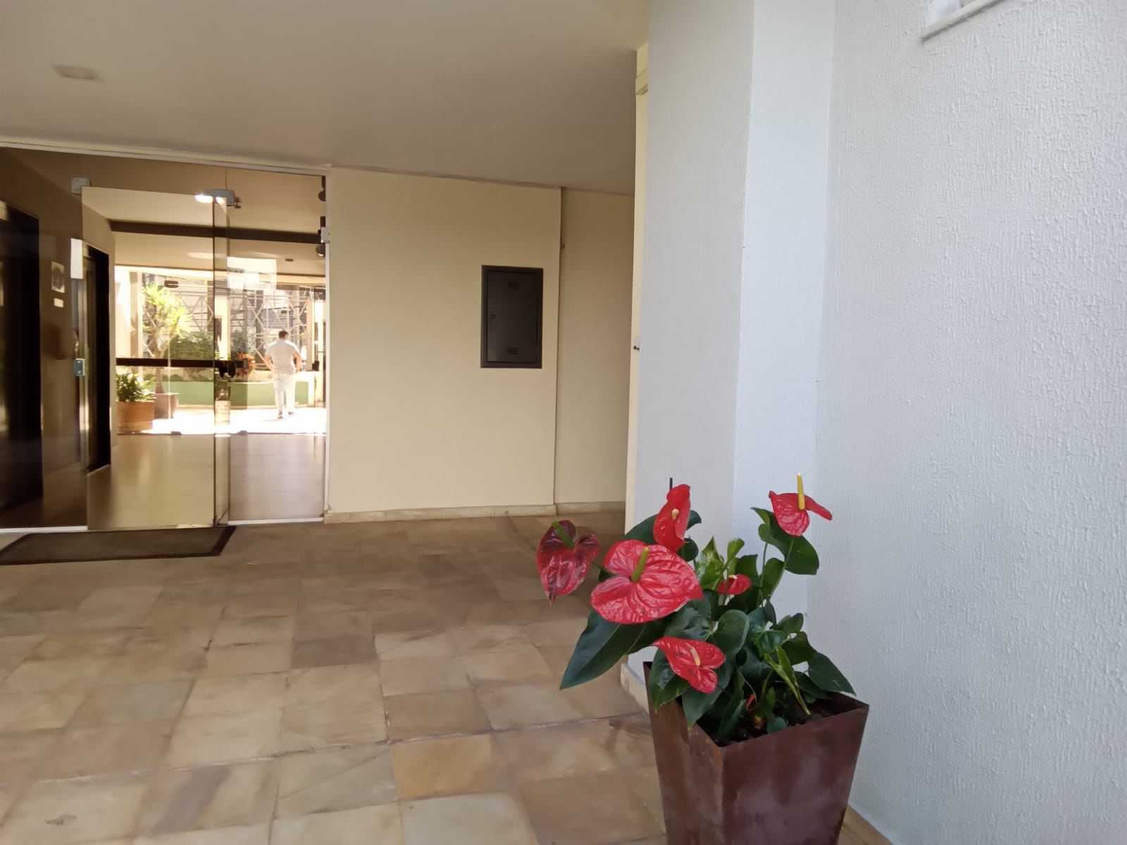 Apartamento à venda com 2 quartos, 75m² - Foto 19