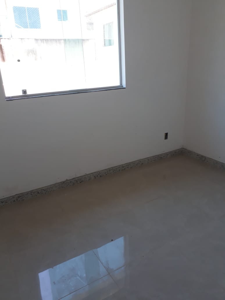 Casa à venda com 3 quartos, 70m² - Foto 6