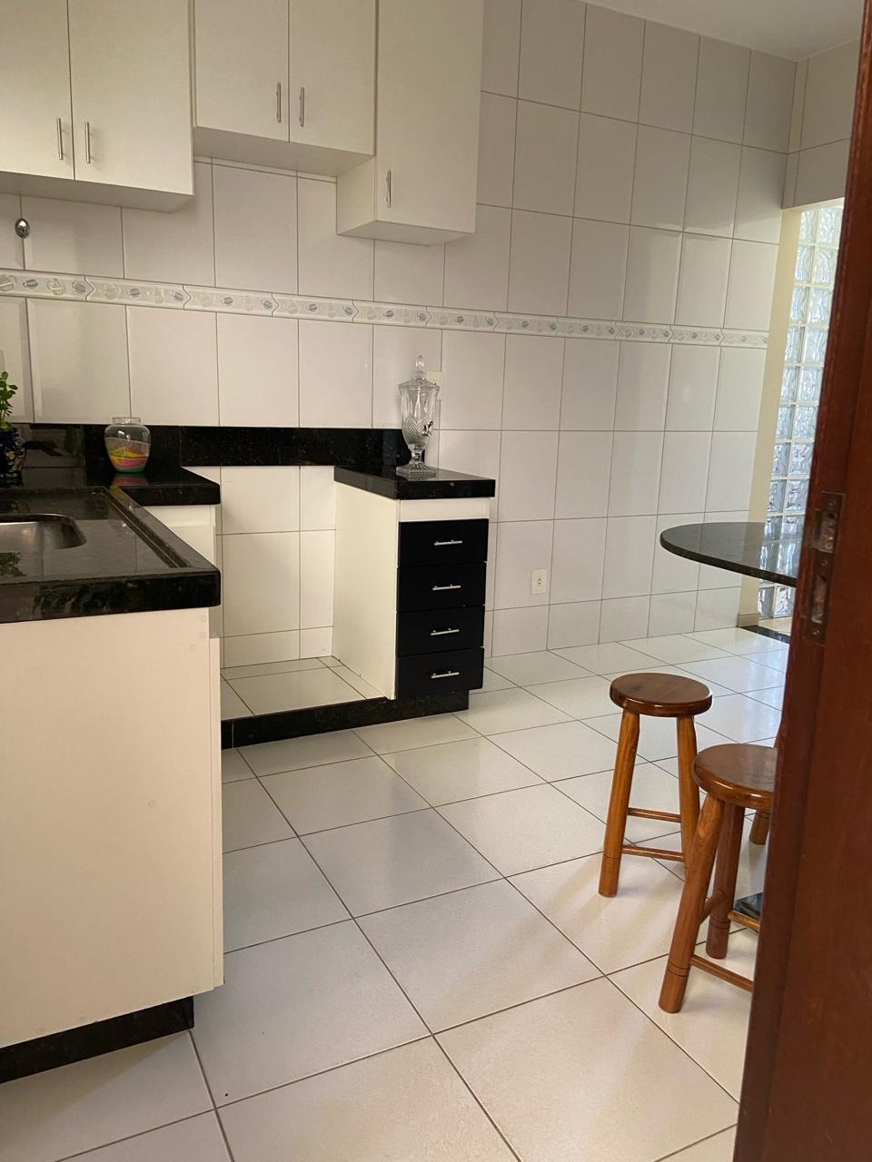 Casa à venda com 3 quartos, 170m² - Foto 4