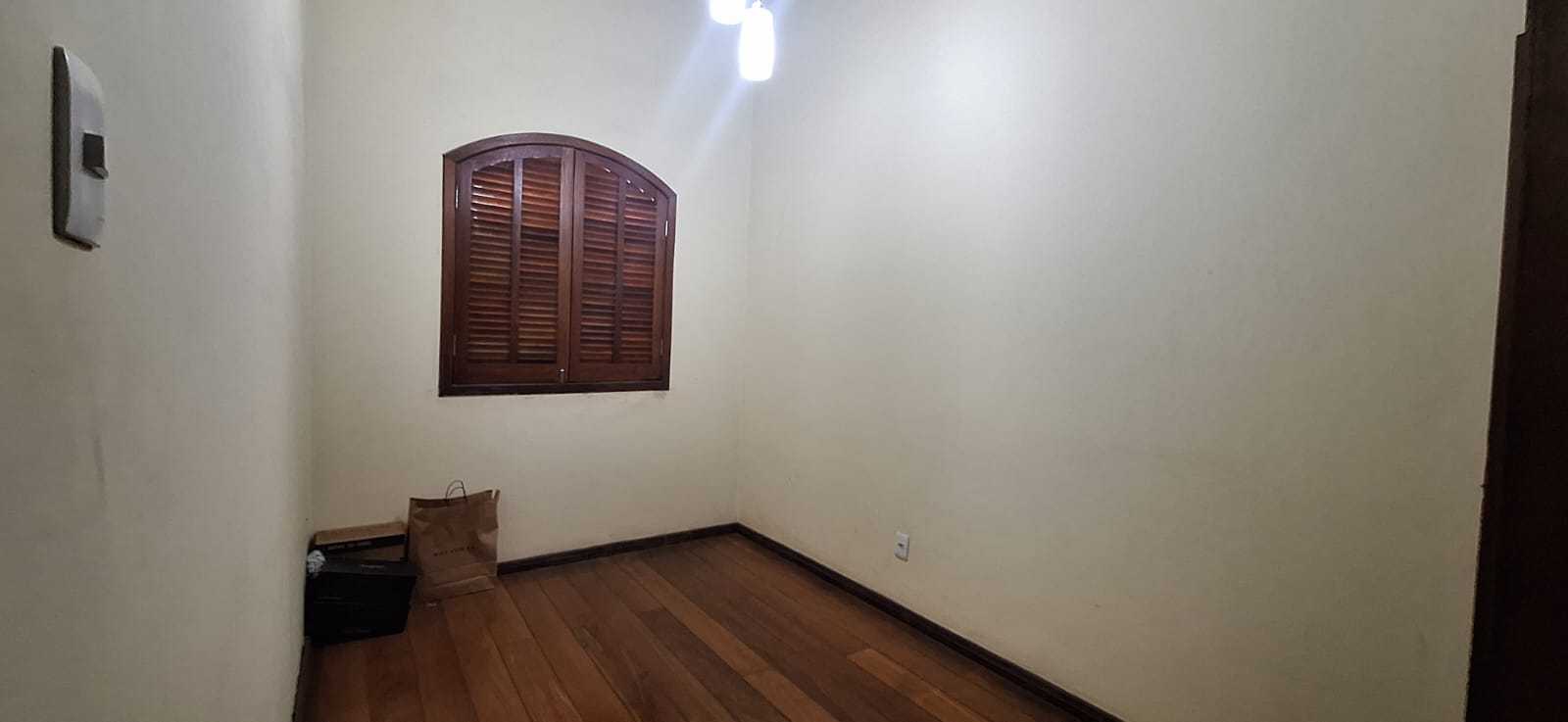 Prédio Inteiro à venda com 3 quartos, 100m² - Foto 13