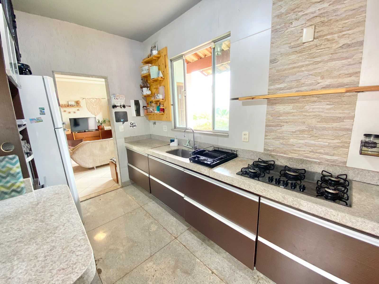 Casa à venda com 3 quartos, 110m² - Foto 5