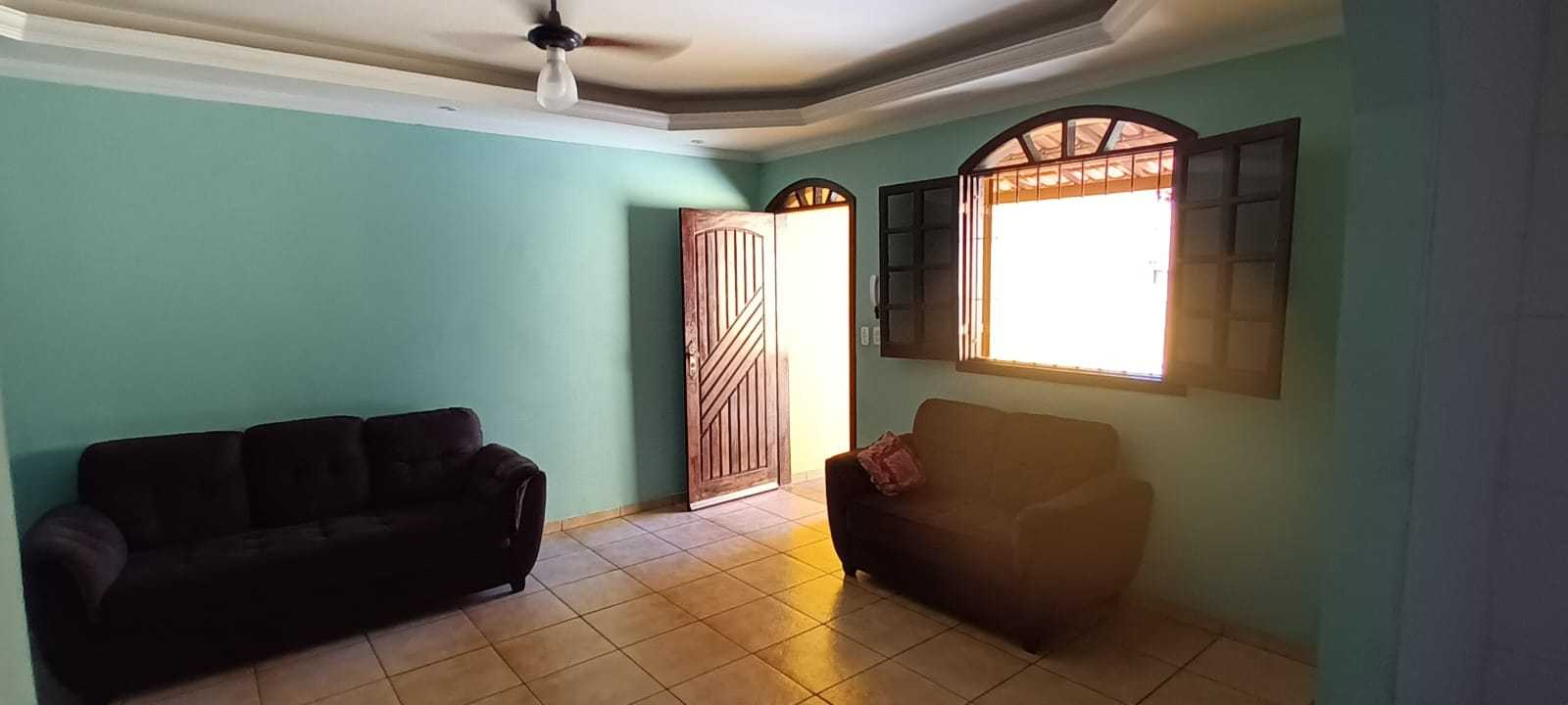 Casa à venda com 3 quartos, 201m² - Foto 4