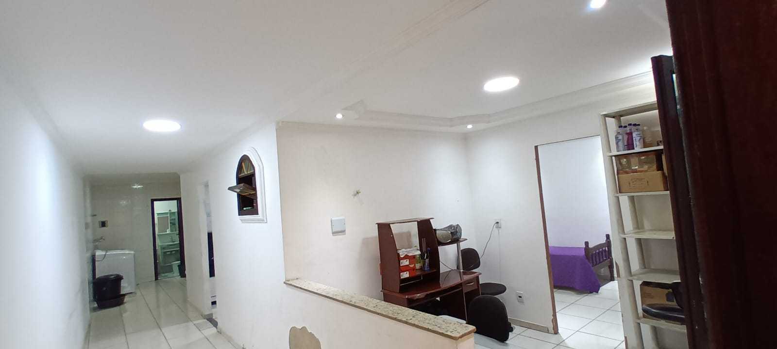 Casa à venda com 3 quartos, 201m² - Foto 13