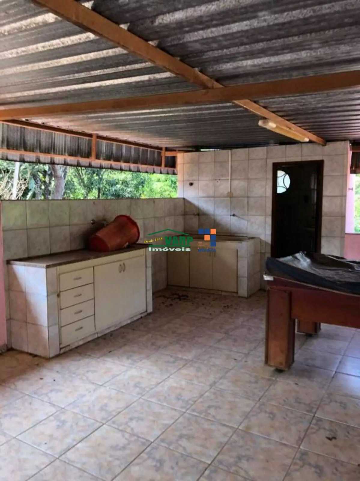 Casa à venda com 3 quartos, 120m² - Foto 2