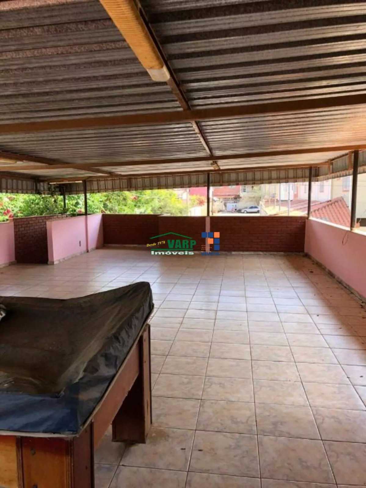 Casa à venda com 3 quartos, 120m² - Foto 10