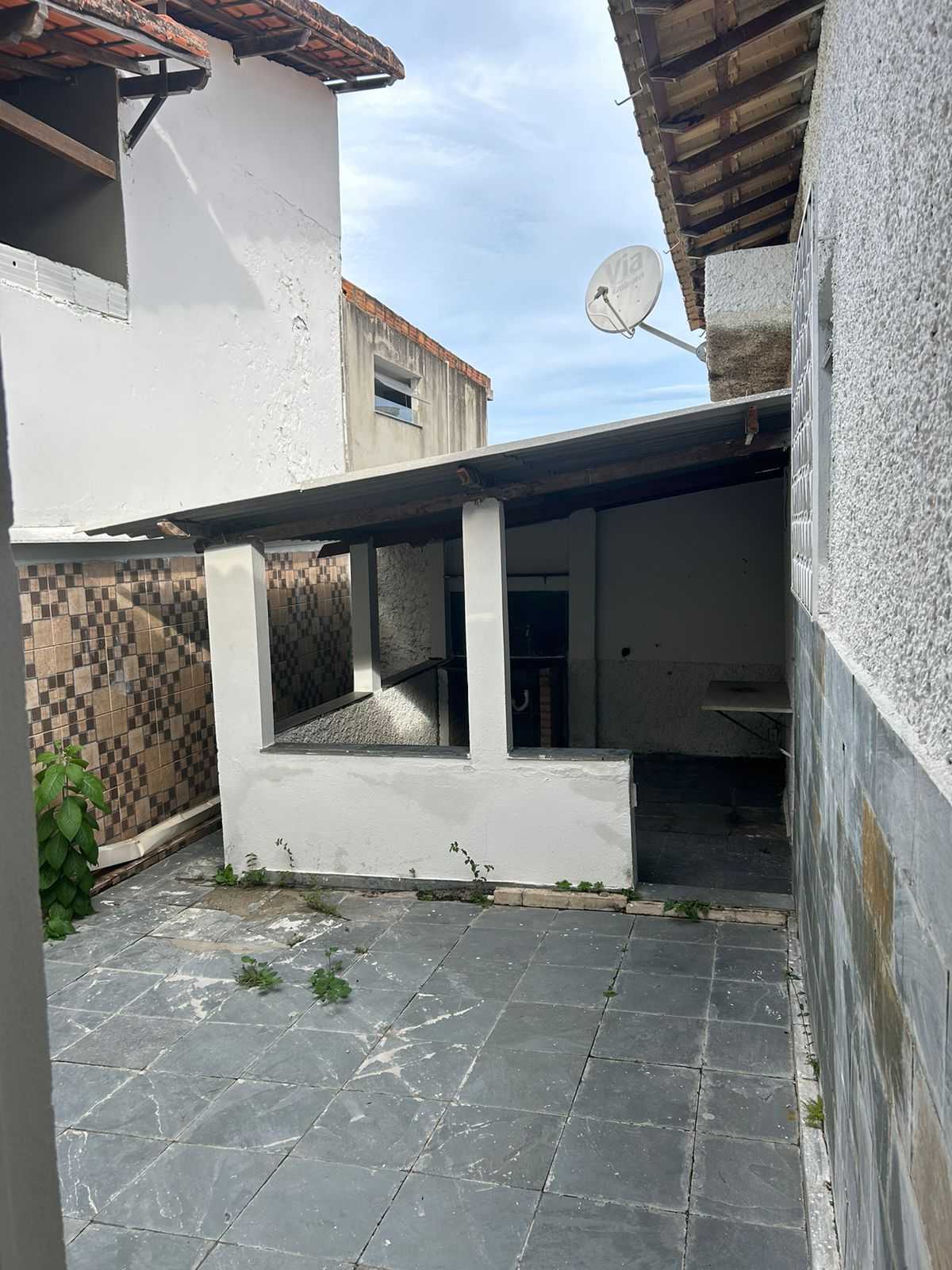 Casa à venda com 5 quartos, 220m² - Foto 17