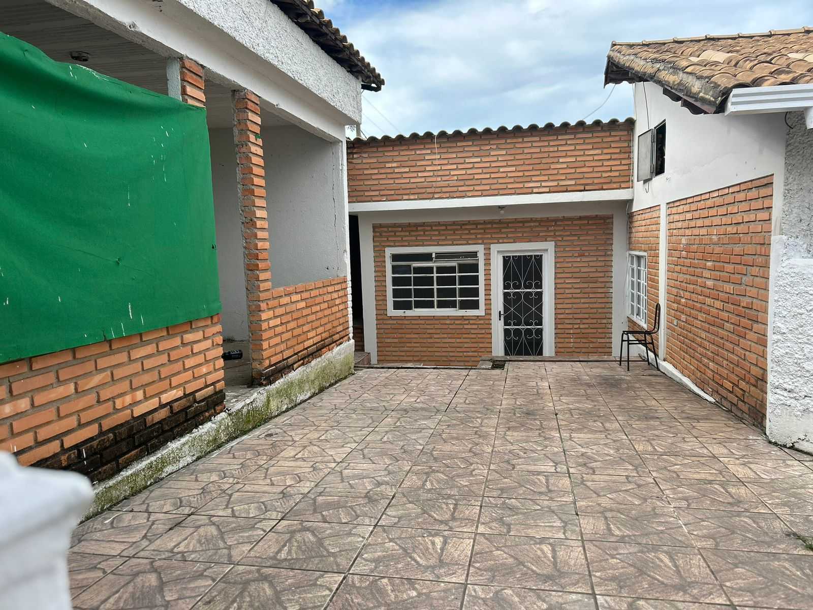 Casa à venda com 5 quartos, 220m² - Foto 6