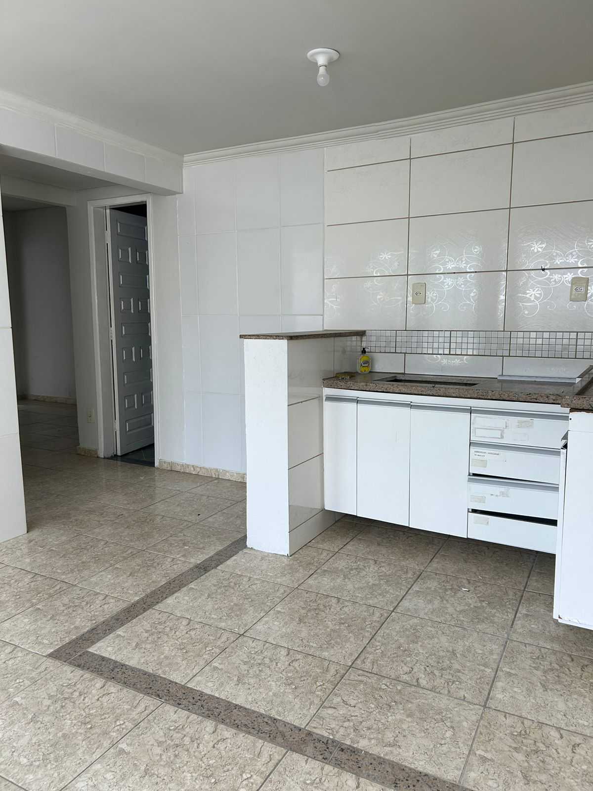 Casa à venda com 5 quartos, 220m² - Foto 11