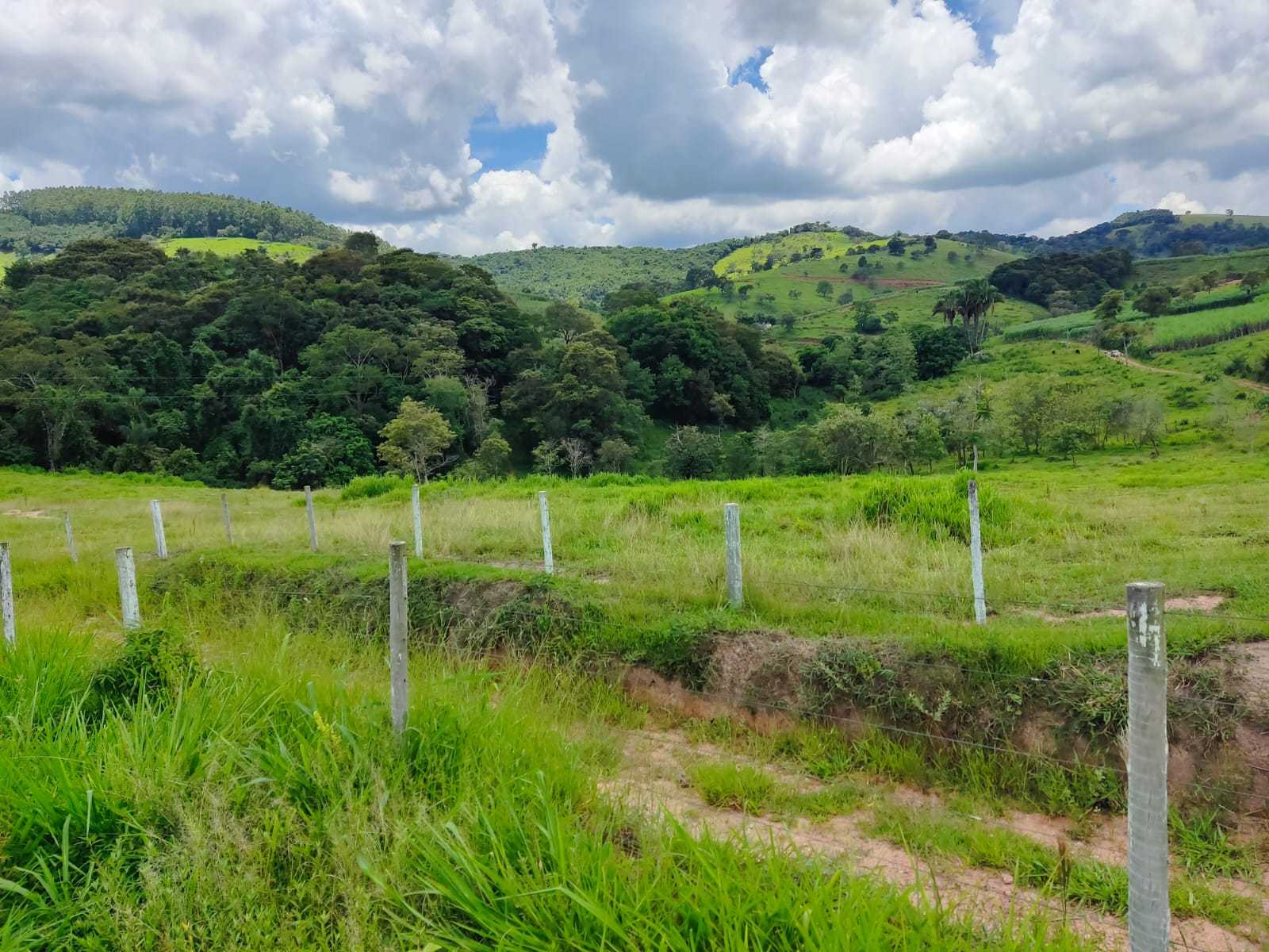 Chácara à venda com 1 quarto, 100000m² - Foto 1