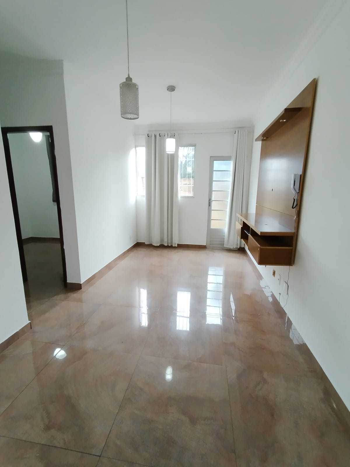 Apartamento à venda com 2 quartos, 60m² - Foto 1