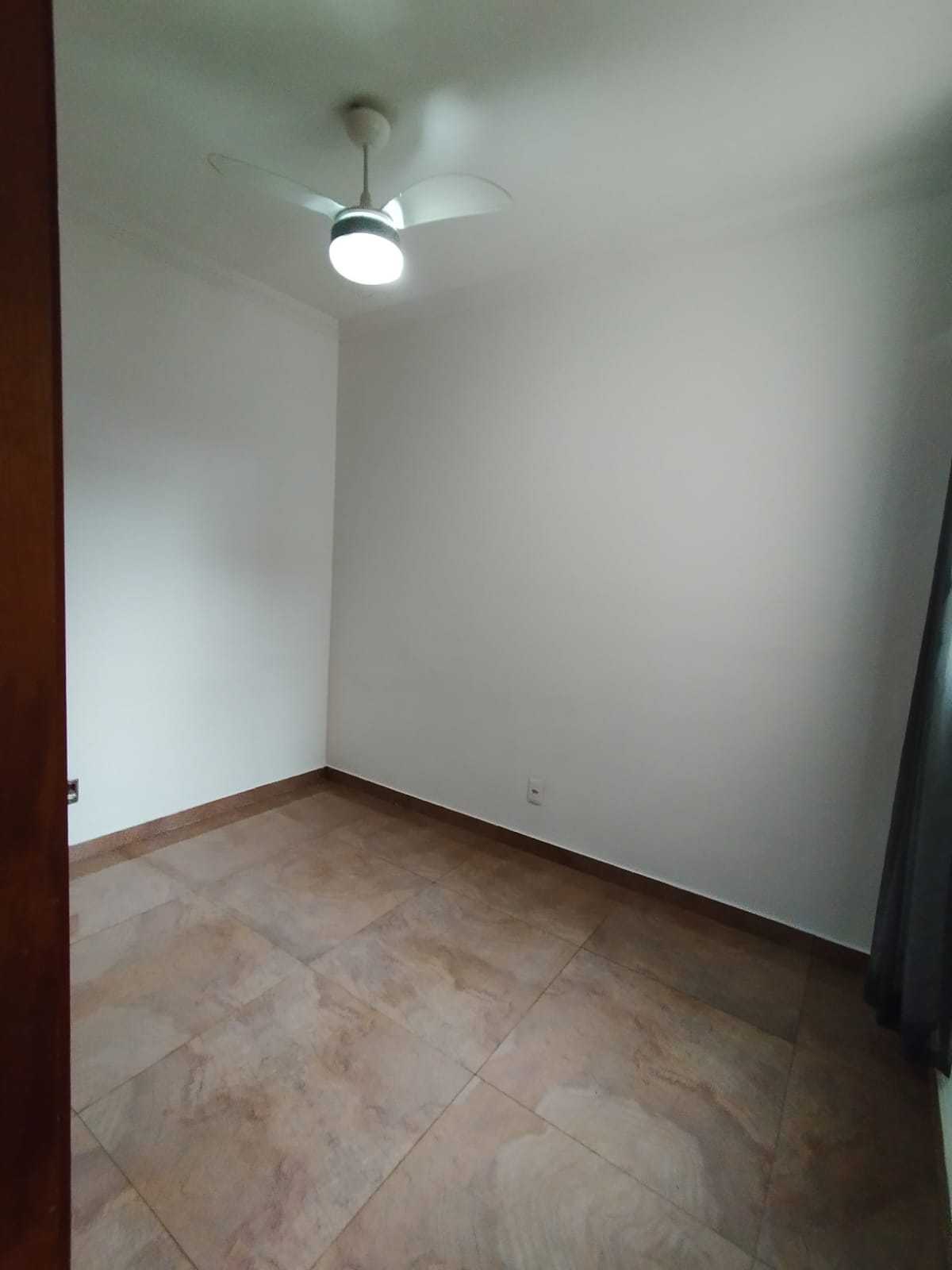 Apartamento à venda com 2 quartos, 60m² - Foto 15