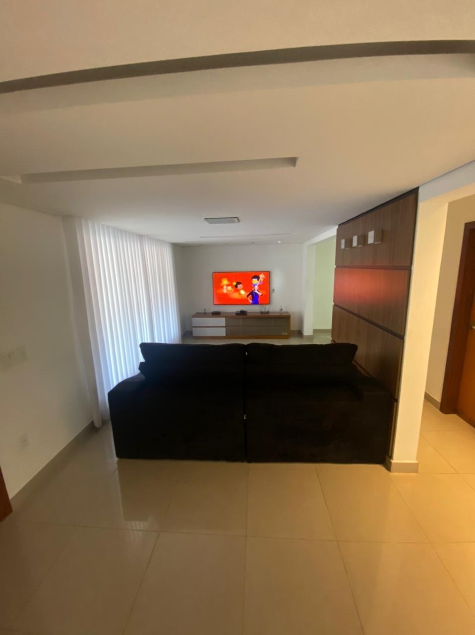 Casa à venda com 3 quartos, 220m² - Foto 2