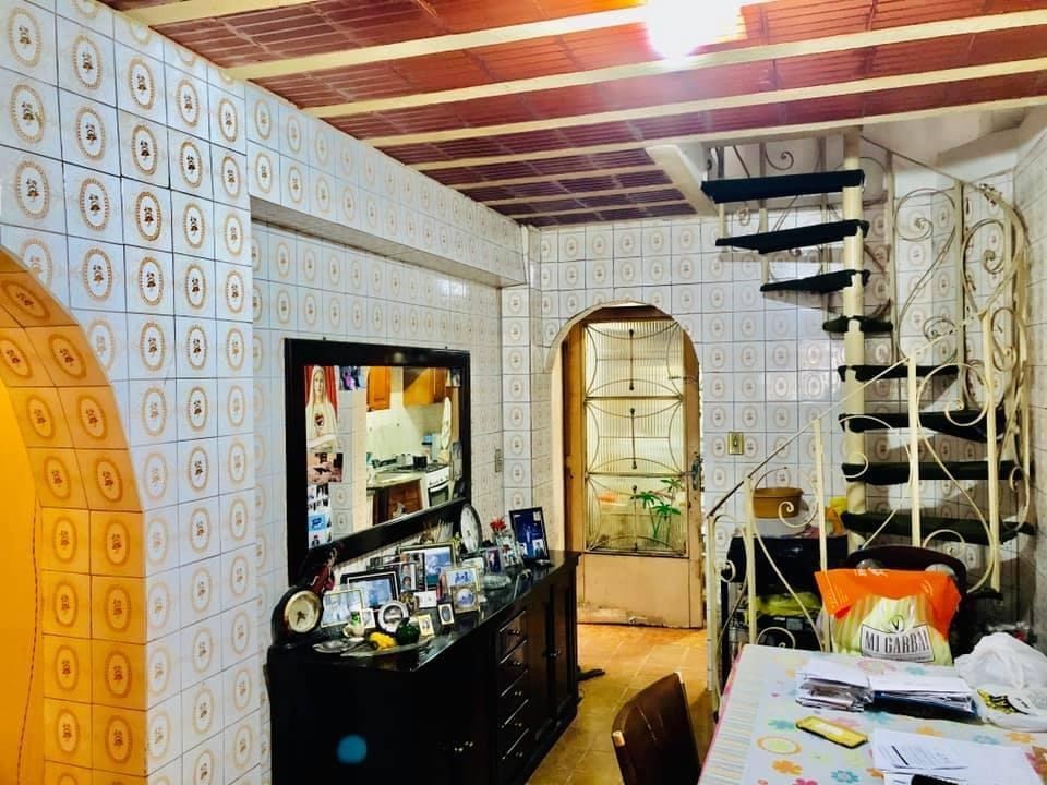 Casa à venda com 4 quartos, 240m² - Foto 8