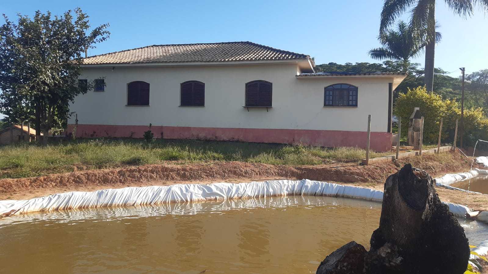 Chácara à venda com 3 quartos, 96800m² - Foto 10