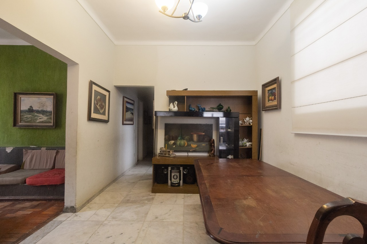 Casa à venda com 3 quartos, 360m² - Foto 9