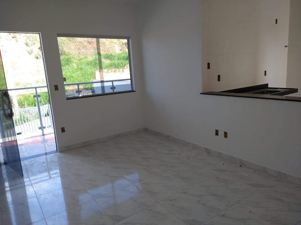 Casa à venda com 3 quartos, 90m² - Foto 13