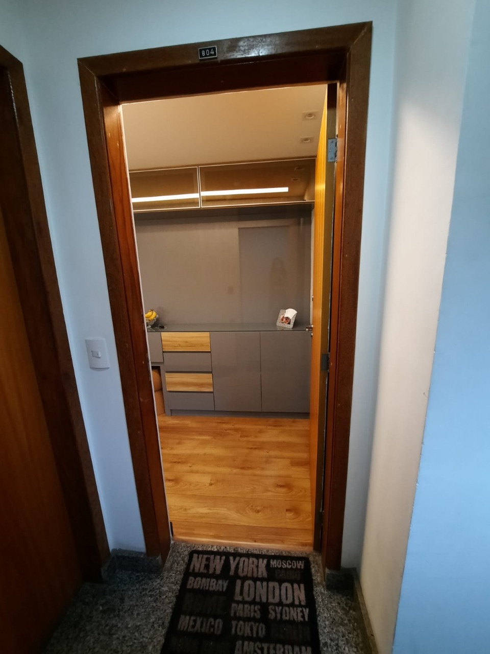 Apartamento à venda com 1 quarto, 50m² - Foto 2