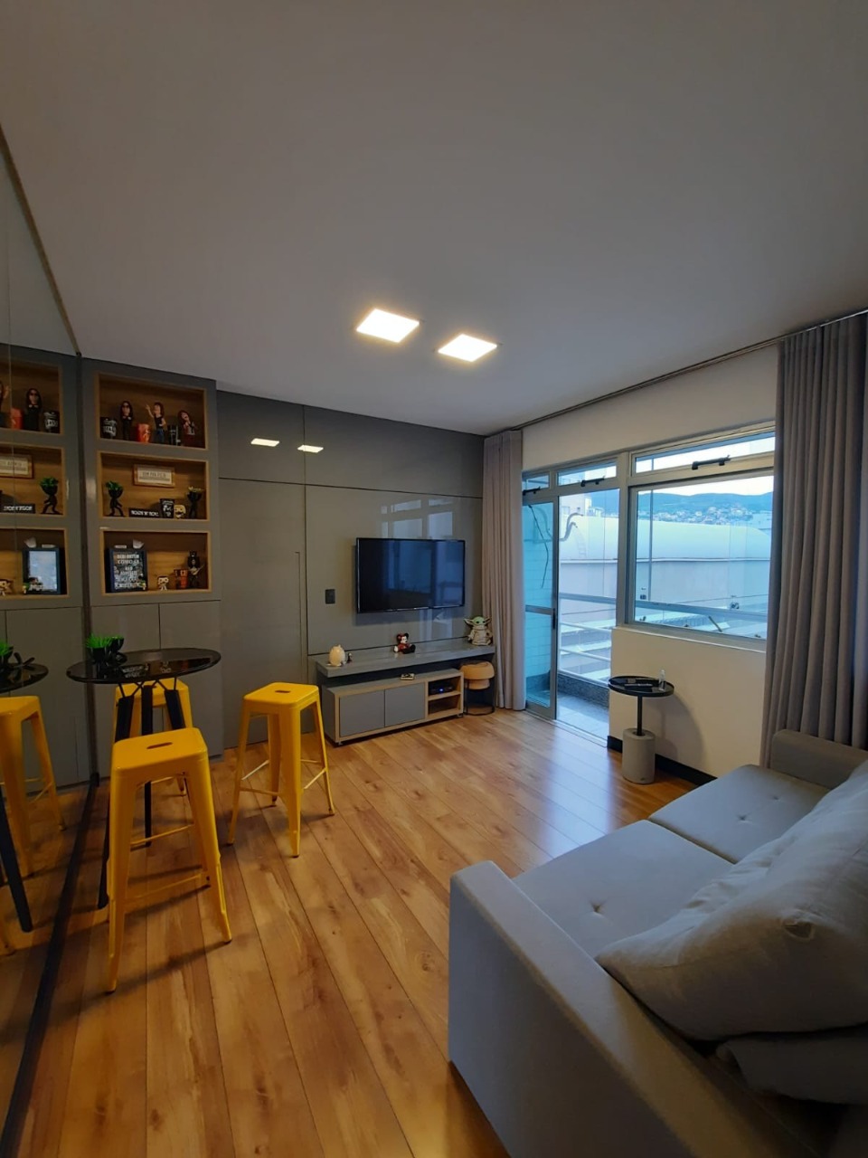 Apartamento à venda com 1 quarto, 50m² - Foto 3