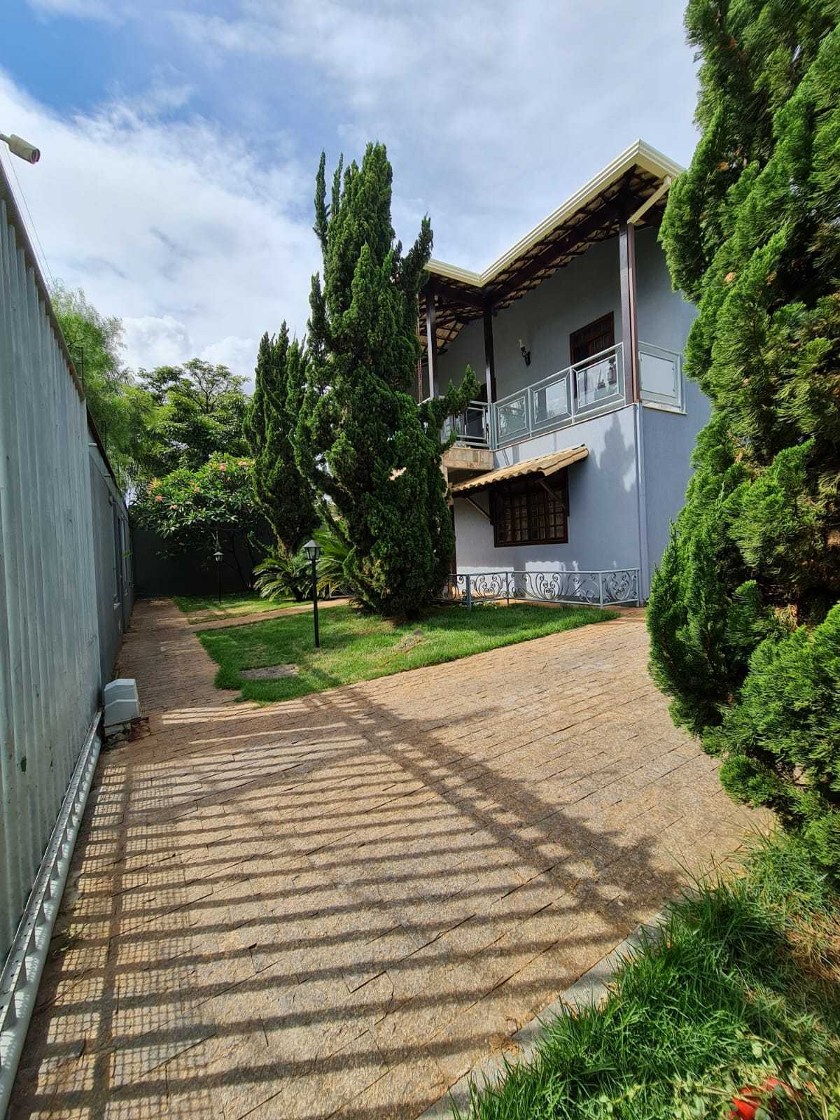 Casa à venda com 6 quartos, 539m² - Foto 2