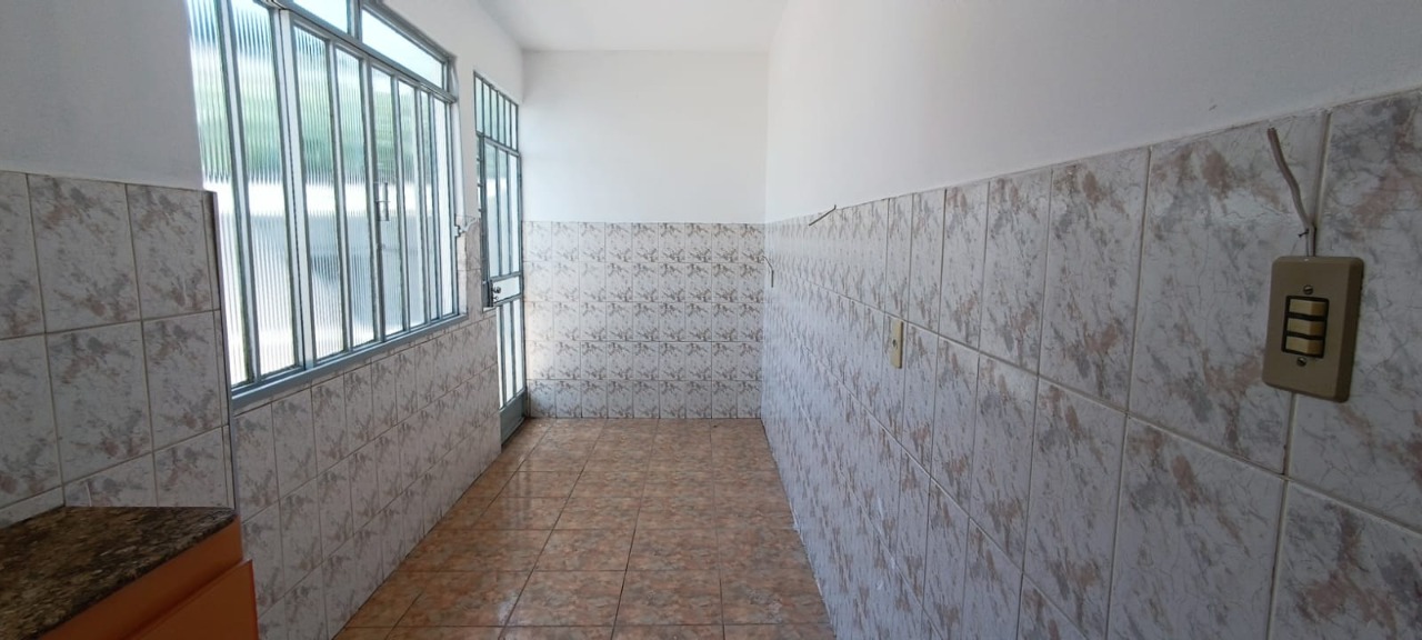 Casa à venda com 3 quartos, 220m² - Foto 13