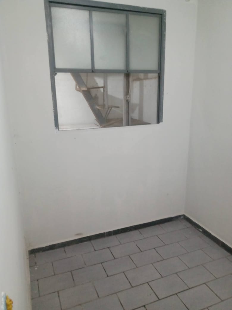 Casa à venda com 2 quartos, 38m² - Foto 10