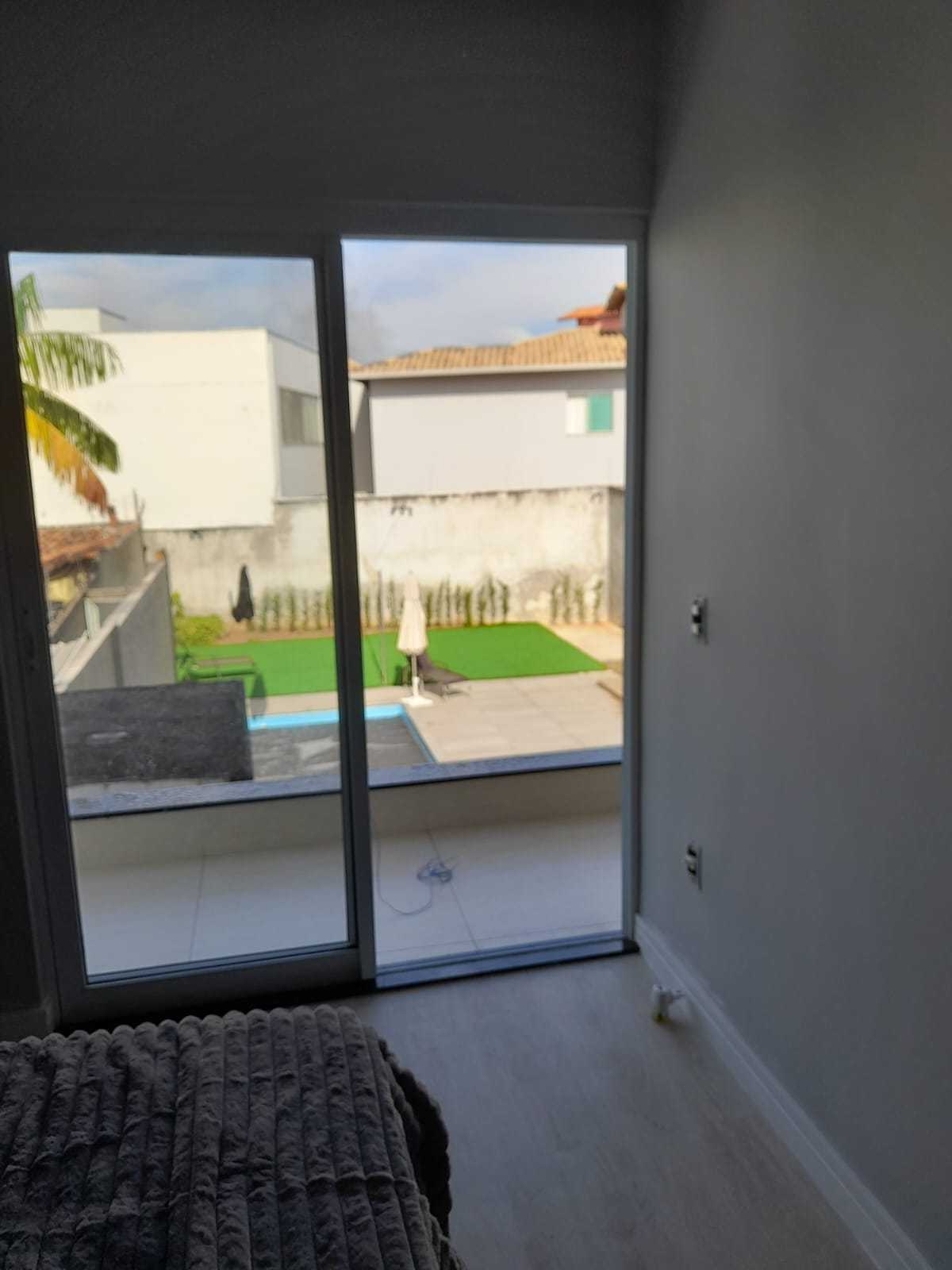 Casa à venda com 4 quartos, 300m² - Foto 19