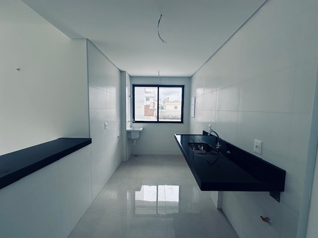 Cobertura à venda com 3 quartos, 35m² - Foto 1