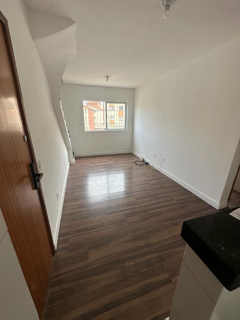 Apartamento para alugar com 2 quartos, 105m² - Foto 8