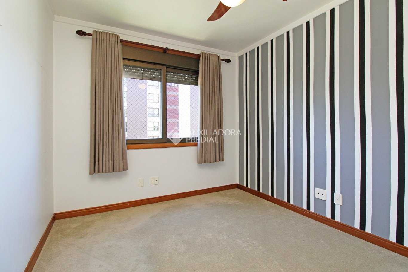 Apartamento à venda com 3 quartos, 168m² - Foto 11