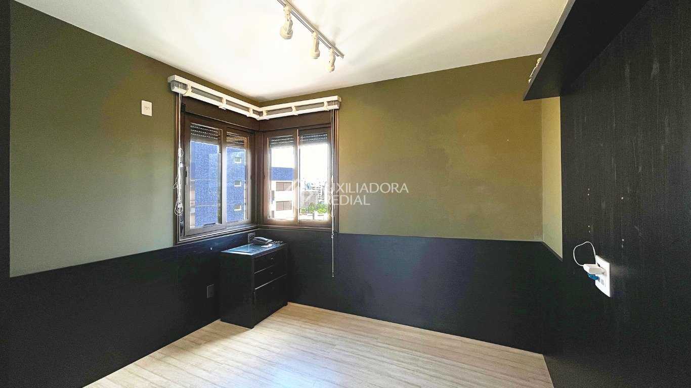 Apartamento à venda com 4 quartos, 237m² - Foto 25