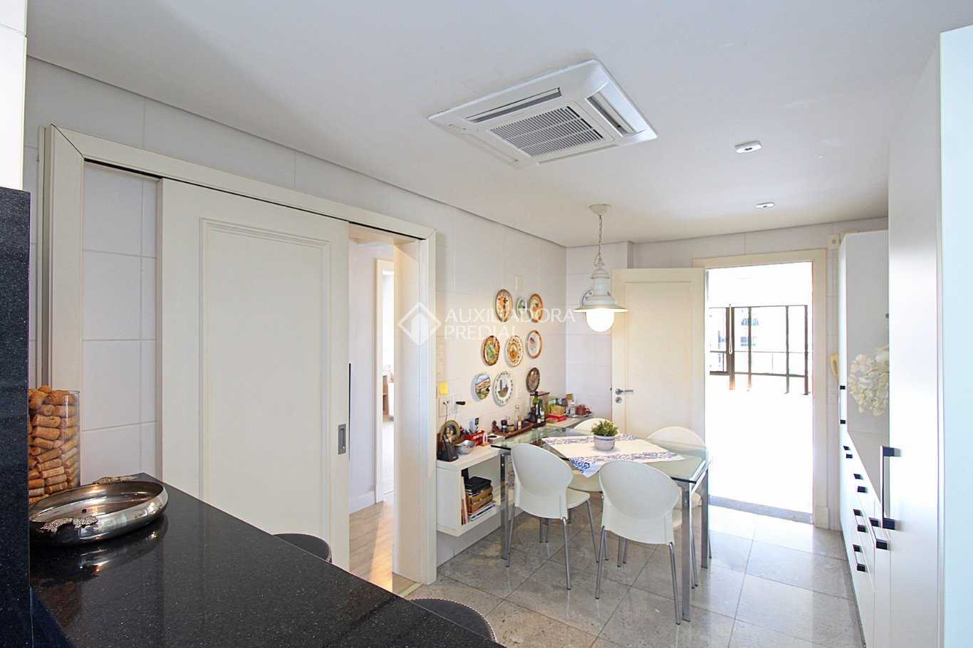 Apartamento à venda com 4 quartos, 237m² - Foto 18