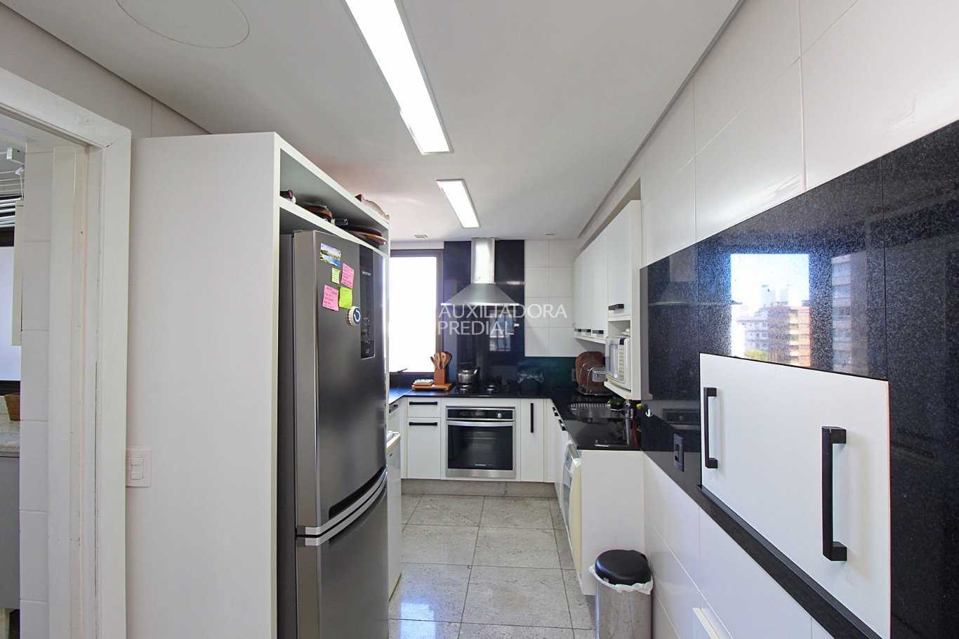 Apartamento à venda com 4 quartos, 237m² - Foto 22