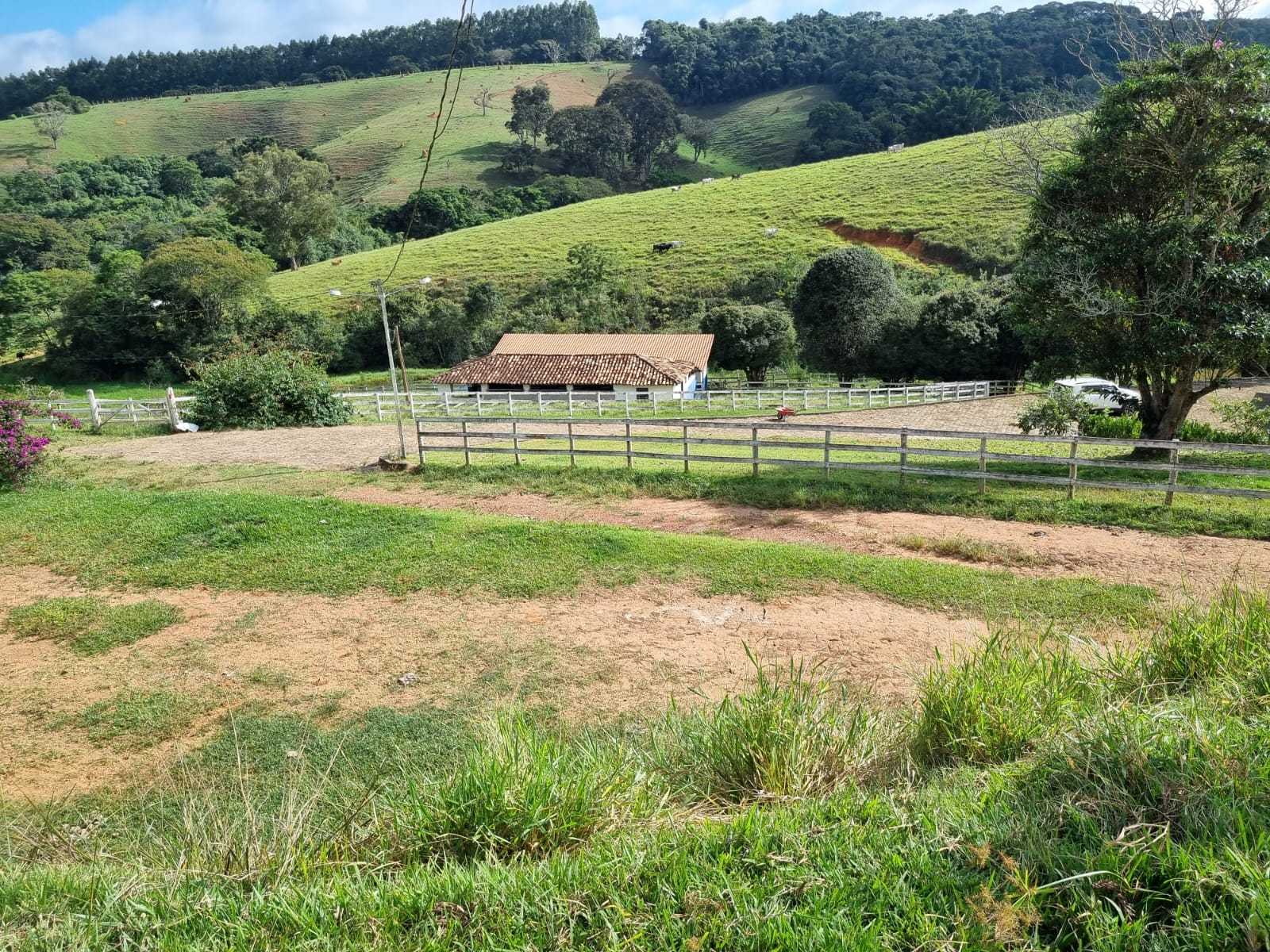 Chácara à venda com 2 quartos, 2420000m² - Foto 19