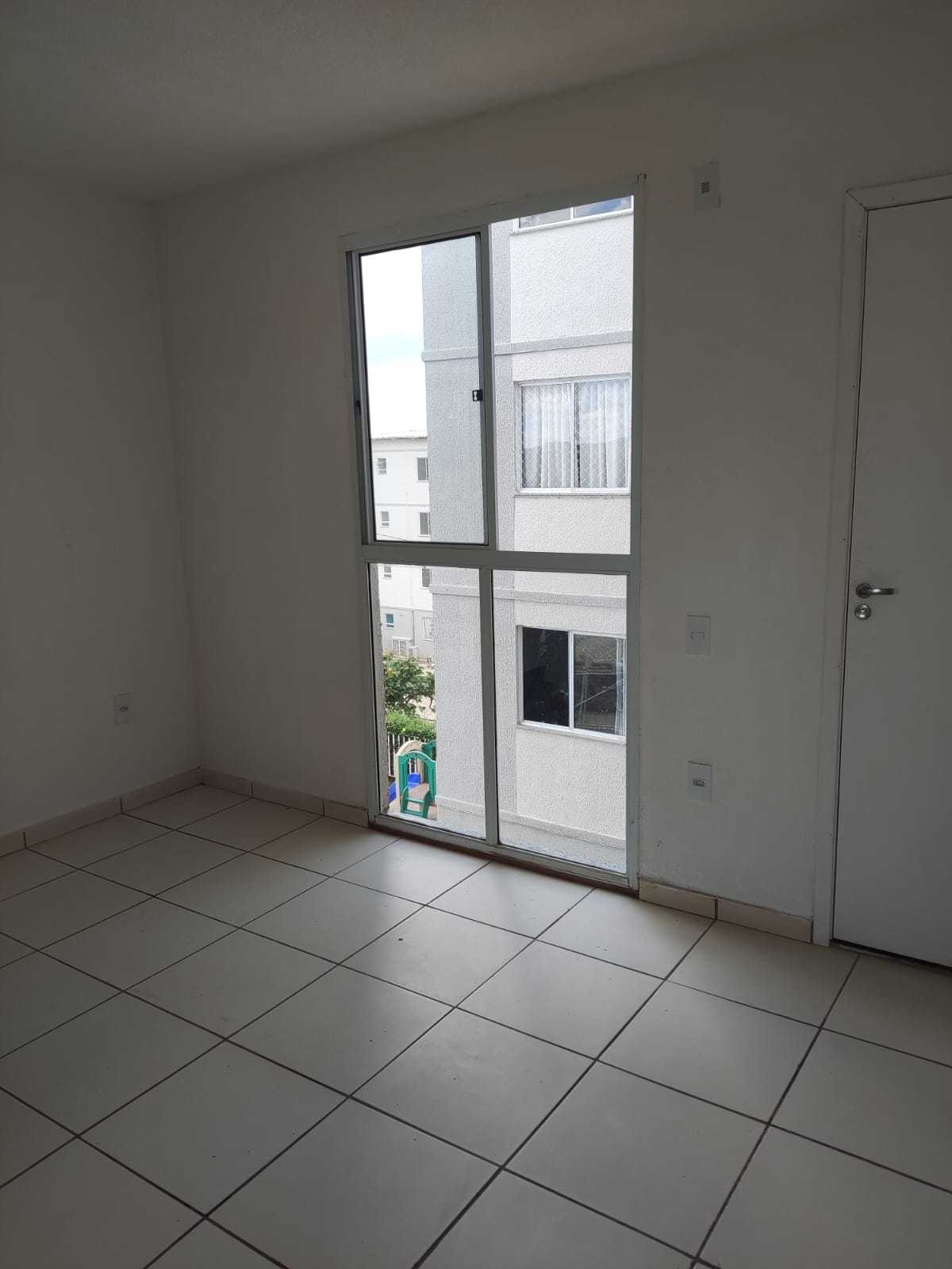 Apartamento à venda com 2 quartos, 44m² - Foto 3