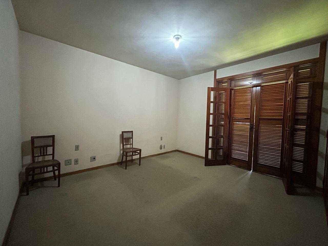 Casa à venda com 4 quartos, 440m² - Foto 15