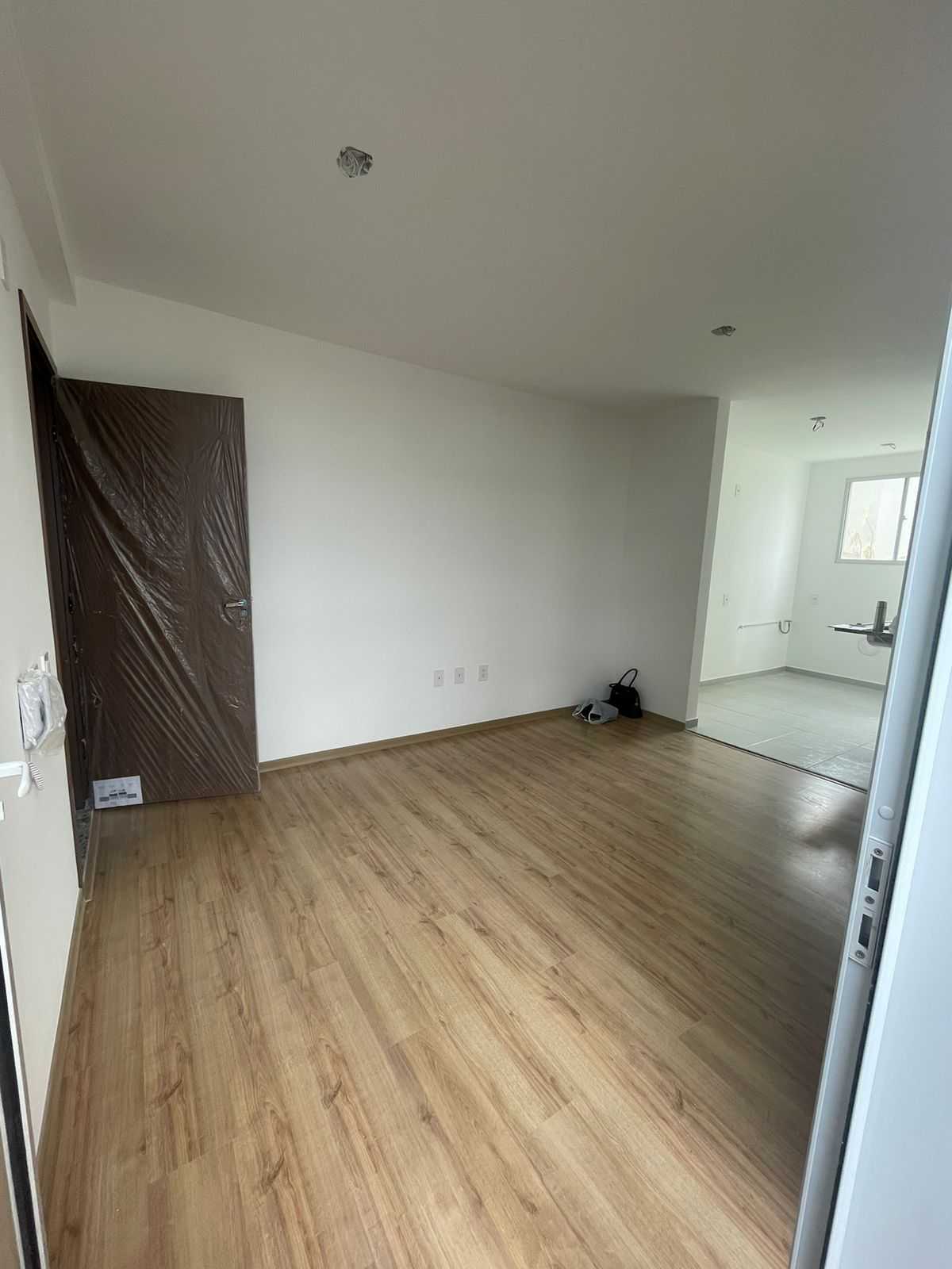 Apartamento à venda com 2 quartos, 44m² - Foto 2