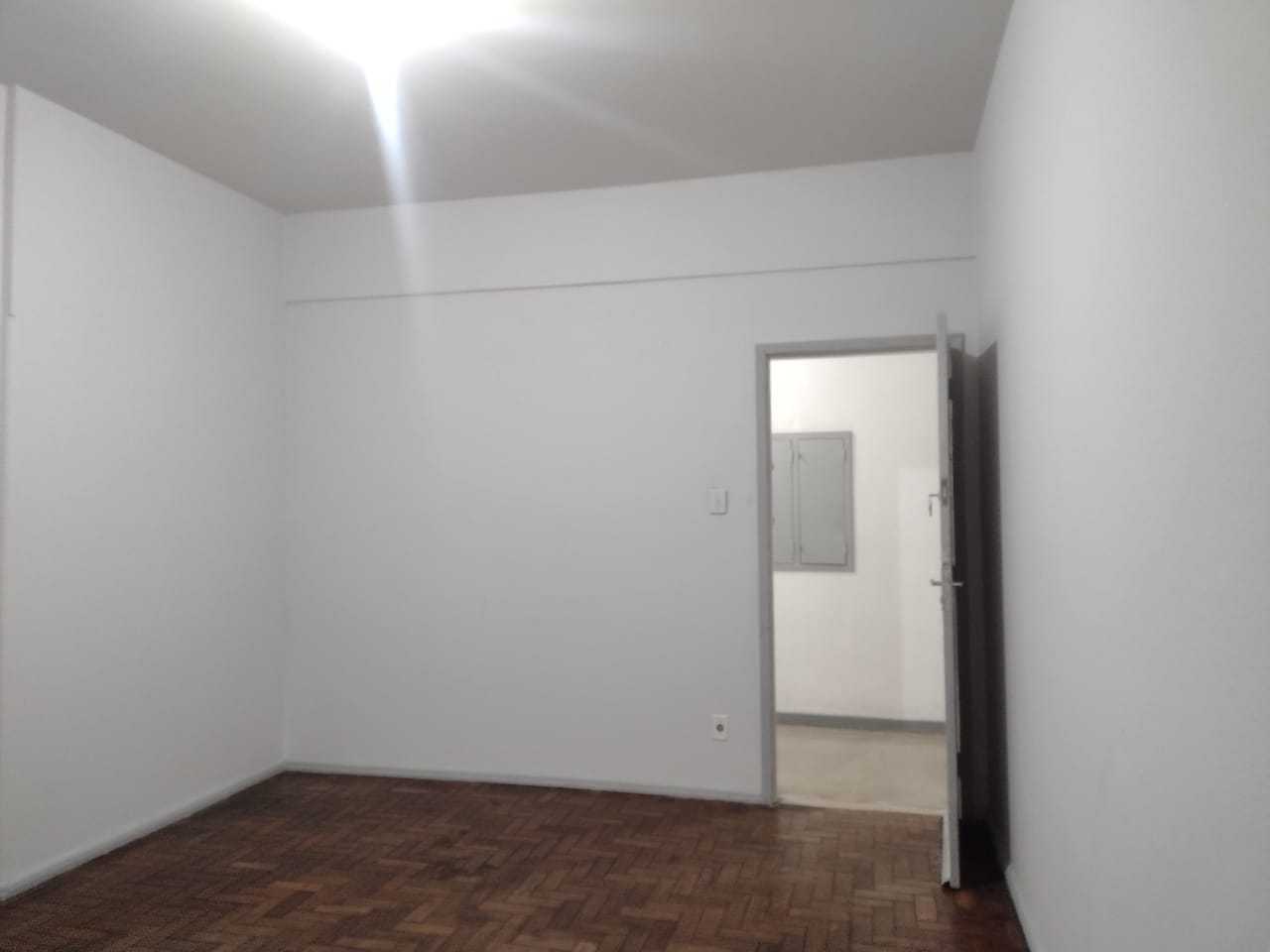 Apartamento à venda com 1 quarto, 55m² - Foto 14