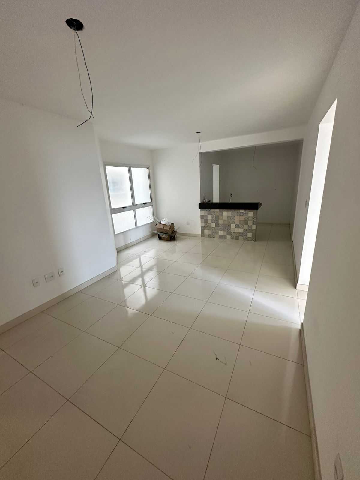 Apartamento à venda com 2 quartos, 68m² - Foto 1