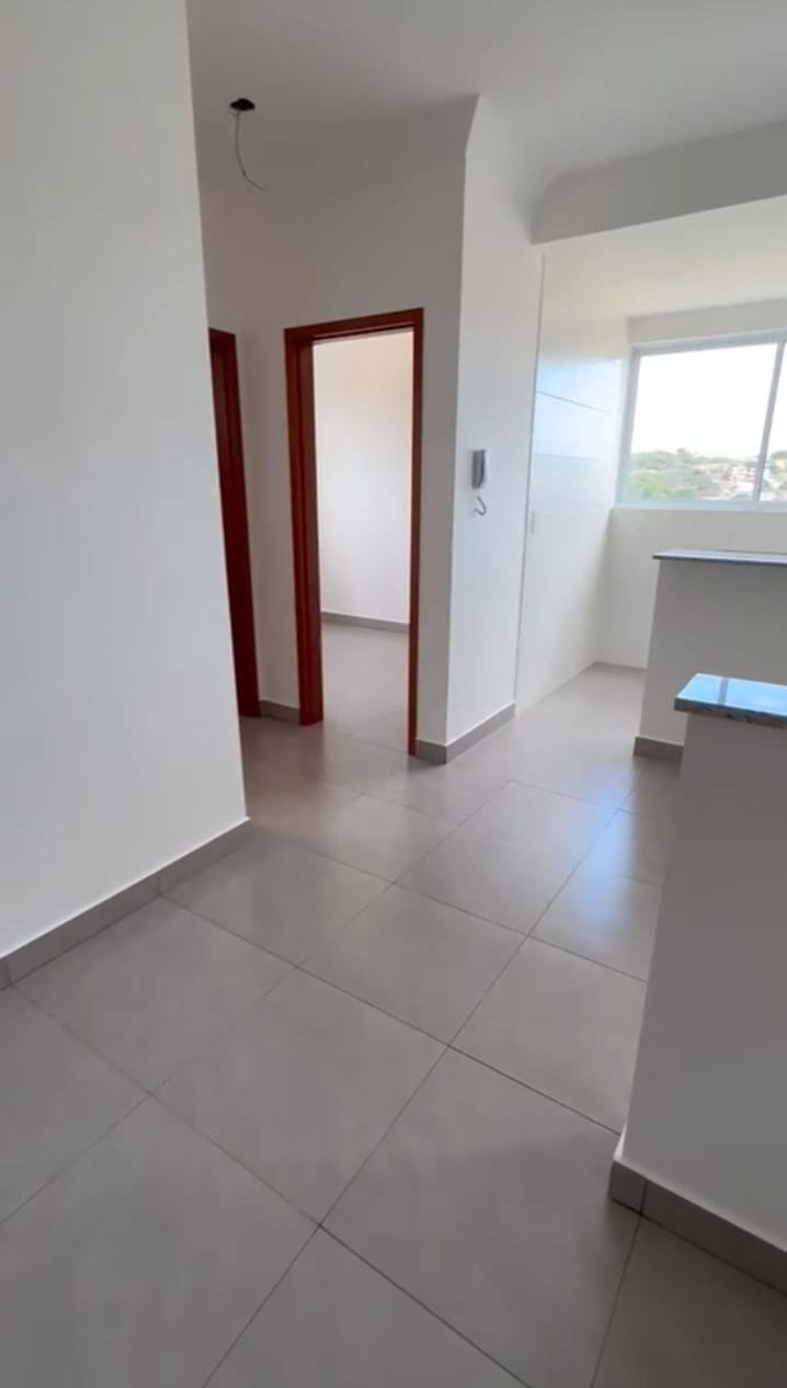 Apartamento à venda com 2 quartos, 44m² - Foto 1