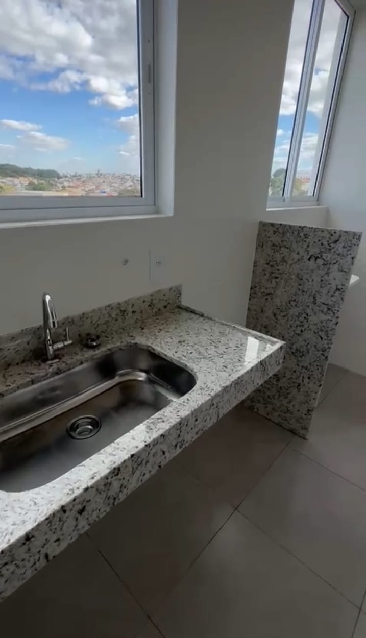 Apartamento à venda com 2 quartos, 44m² - Foto 9